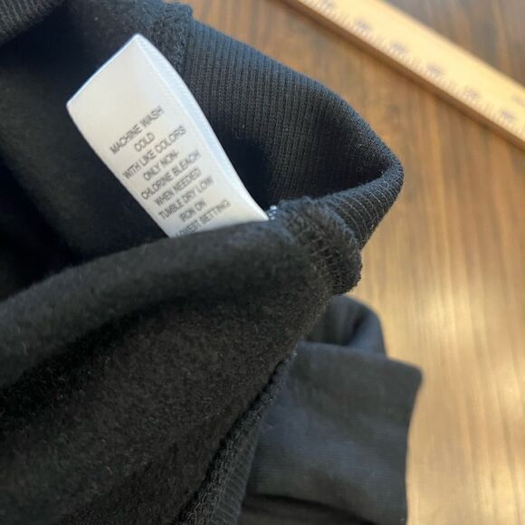 Women's Kendall + Kylie Calabasas Hoodie Sweatshirt Sz small. - Picture 5 of 8